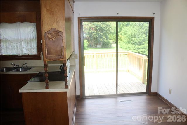 205 Inglewood Drive, Morganton, NC 28655