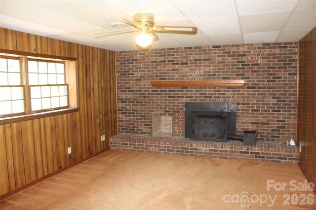 205 Inglewood Drive, Morganton, NC 28655