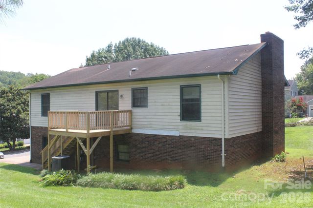 205 Inglewood Drive, Morganton, NC 28655