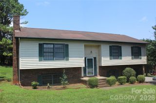 205 Inglewood Drive, Morganton, NC 28655