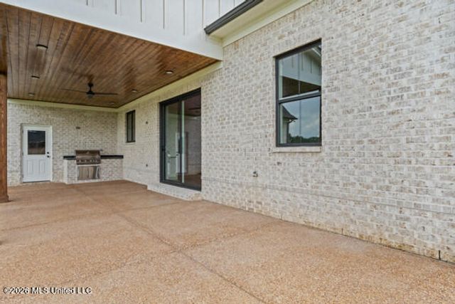 364 Camp Crossing, Hernando, MS 38632