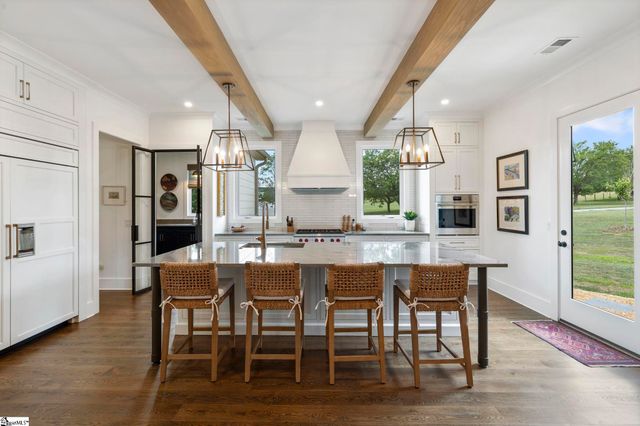 368 Old Batson Road, Taylors, SC 29687