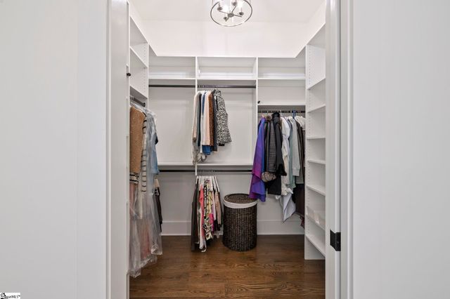 368 Old Batson Road, Taylors, SC 29687