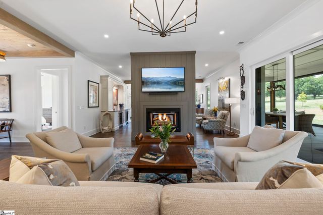 368 Old Batson Road, Taylors, SC 29687