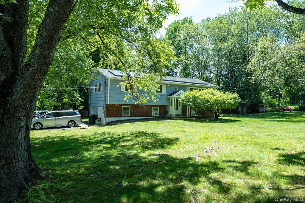 6 Tammy Road, Spring Valley, NY 10977