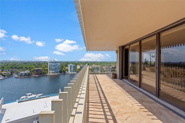 3 Grove Isle Dr C1610, Miami, FL 33133