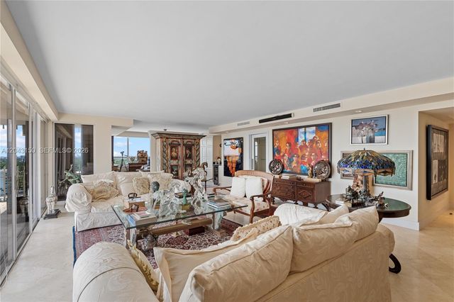 3 Grove Isle Dr C1610, Miami, FL 33133