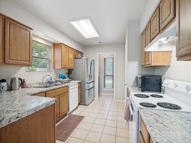 2111 Meredith Lane, Richardson, TX 75081