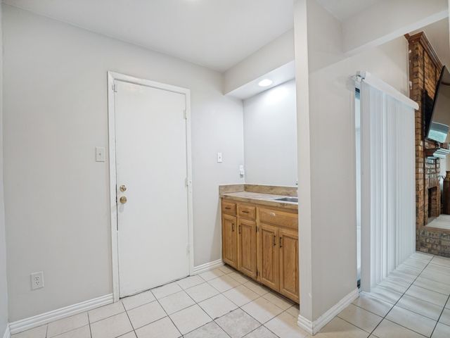 2111 Meredith Lane, Richardson, TX 75081