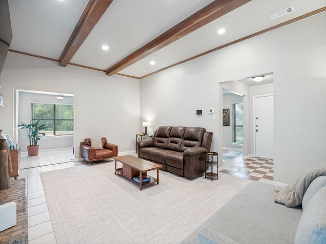 2111 Meredith Lane, Richardson, TX 75081