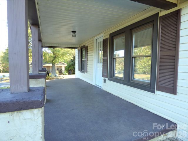 534 Logan Street, Statesville, NC 28677