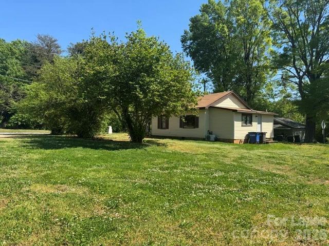 534 Logan Street, Statesville, NC 28677