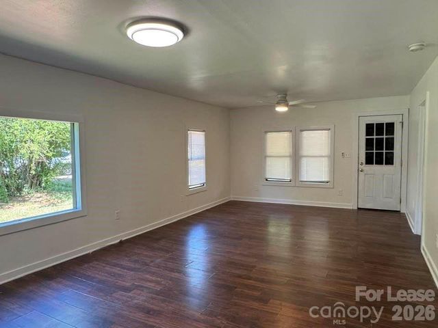 534 Logan Street, Statesville, NC 28677