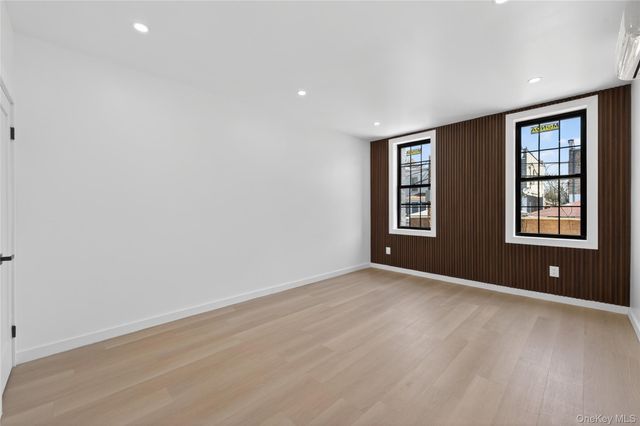 511 E 54th Street, Brooklyn, NY 11203