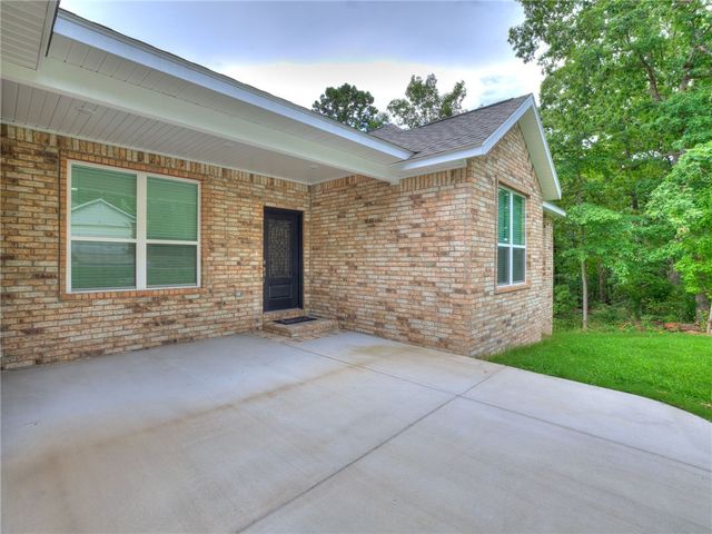 27 Brierfield Lane, Bella Vista, AR 72714