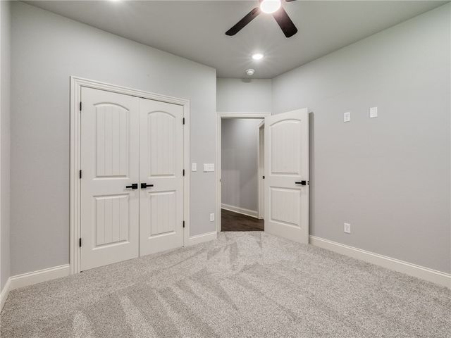 27 Brierfield Lane, Bella Vista, AR 72714