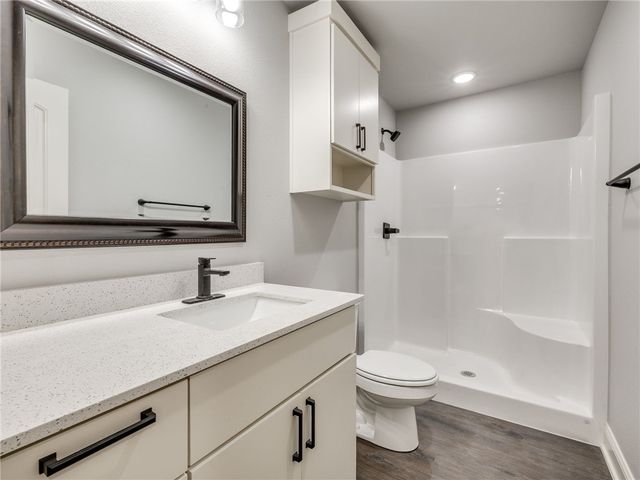 27 Brierfield Lane, Bella Vista, AR 72714