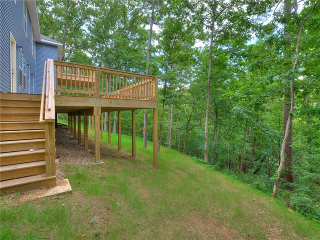 27 Brierfield Lane, Bella Vista, AR 72714