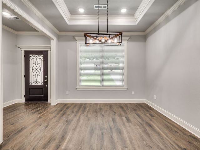 27 Brierfield Lane, Bella Vista, AR 72714