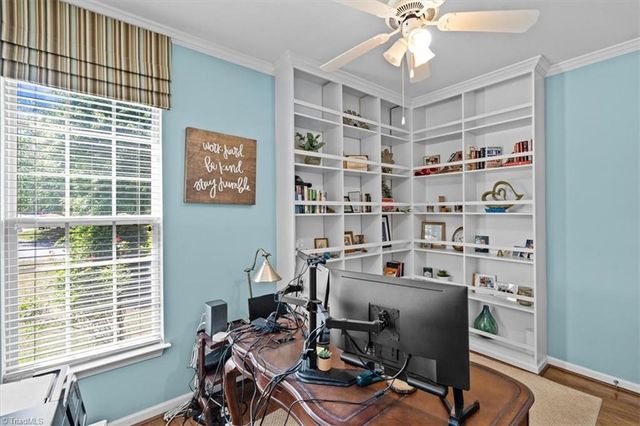 3075 Renaissance Parkway, Jamestown, NC 27282