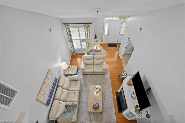3075 Renaissance Parkway, Jamestown, NC 27282