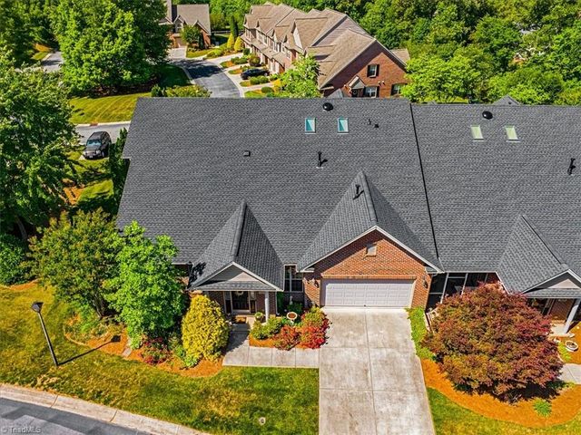 3075 Renaissance Parkway, Jamestown, NC 27282
