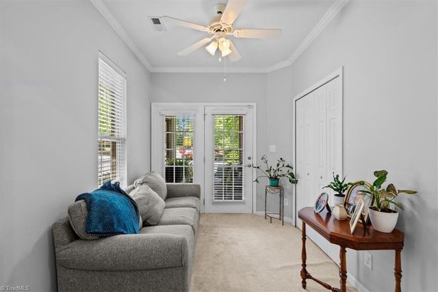 3075 Renaissance Parkway, Jamestown, NC 27282