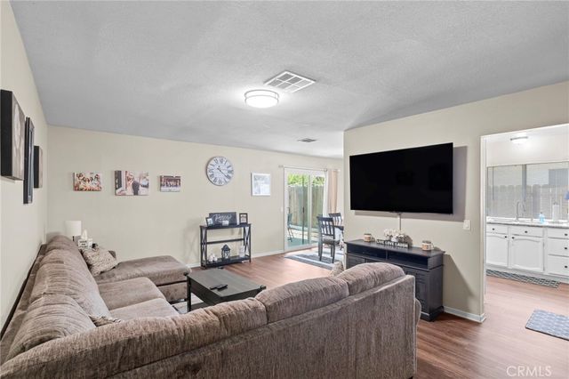 1632 Glover Avenue, Redlands, CA 92374