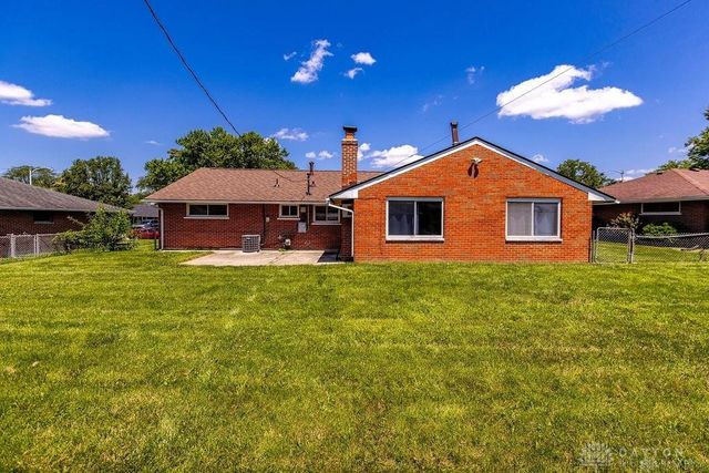 2090 Mattis Drive, Dayton, OH 45439