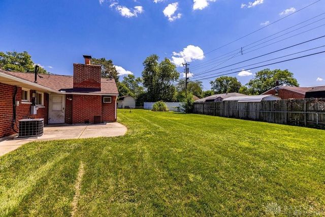 2090 Mattis Drive, Dayton, OH 45439