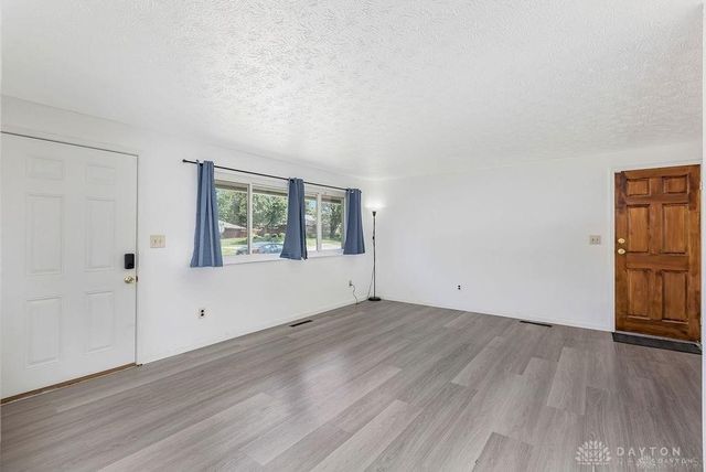 2090 Mattis Drive, Dayton, OH 45439