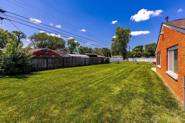 2090 Mattis Drive, Dayton, OH 45439