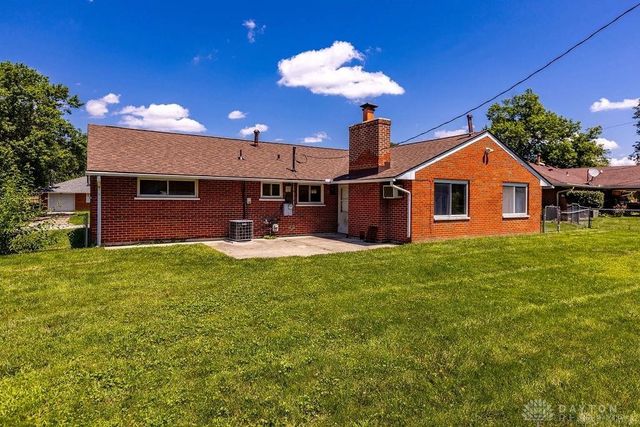 2090 Mattis Drive, Dayton, OH 45439