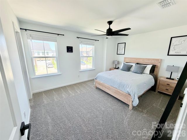 11124 Godwit Lane, Charlotte, NC 28278