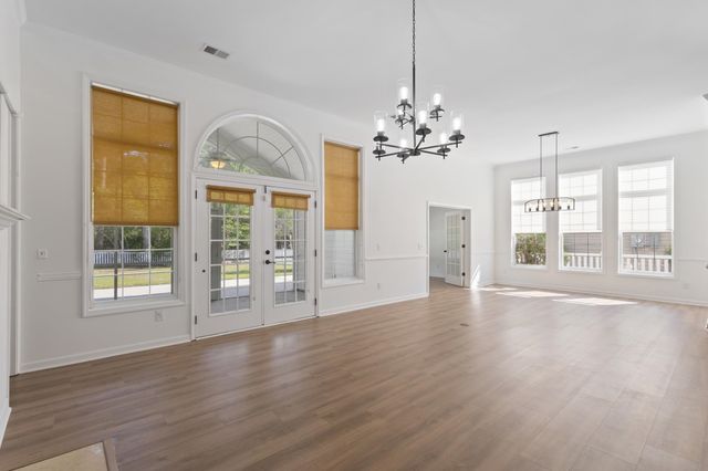 3425 Picket Fence Ln., Myrtle Beach, SC 29579
