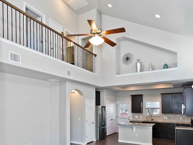 9802 Tanglemede ST, Austin, TX 78748