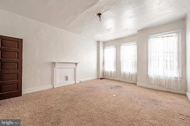 2005 HOMEWOOD AVE, Baltimore, MD 21218