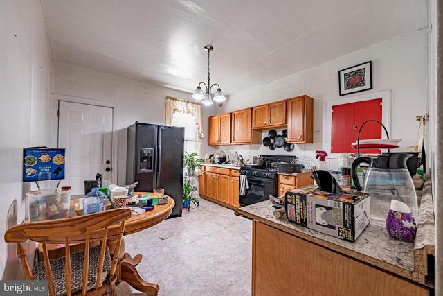 2005 HOMEWOOD AVE, Baltimore, MD 21218