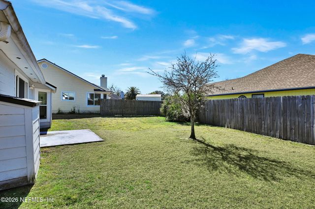 1526 MOUNTAIN LAKE Drive E, Jacksonville, FL 32221