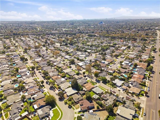 2102 Pattiz Avenue, Long Beach, CA 90815