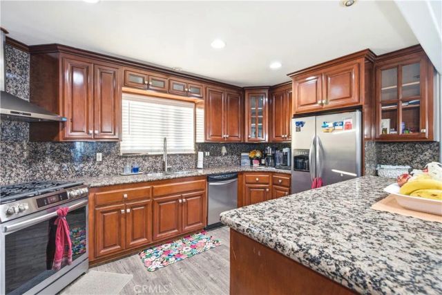 2102 Pattiz Avenue, Long Beach, CA 90815