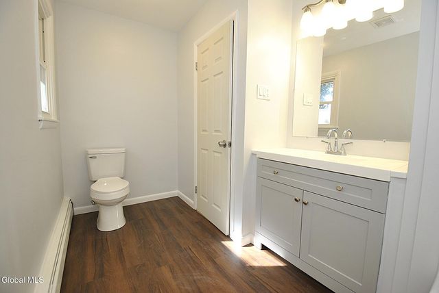 49 Delafield Drive, Colonie, NY 12205