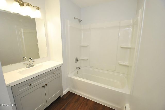 49 Delafield Drive, Colonie, NY 12205