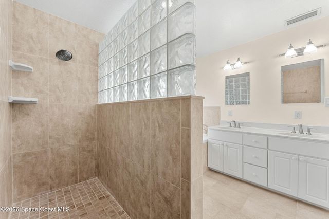 921 S Brevard Avenue, Cocoa Beach, FL 32931