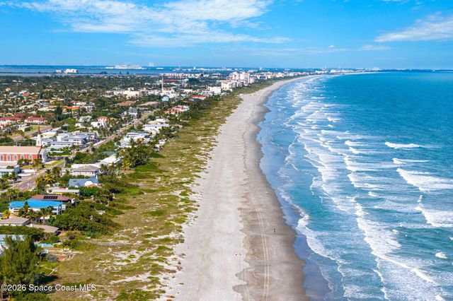 921 S Brevard Avenue, Cocoa Beach, FL 32931