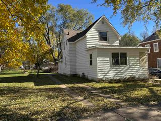 141 NW 2nd Avenue, Oelwein, IA 50662