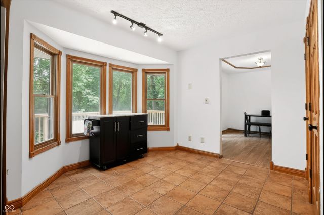 8265 S Metzel Lane, Nineveh, IN 46164
