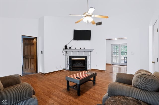 8265 S Metzel Lane, Nineveh, IN 46164