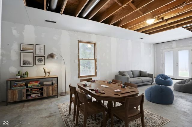 8265 S Metzel Lane, Nineveh, IN 46164
