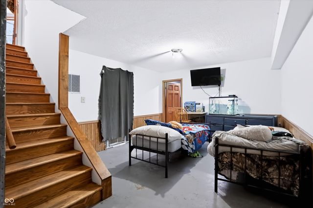 8265 S Metzel Lane, Nineveh, IN 46164